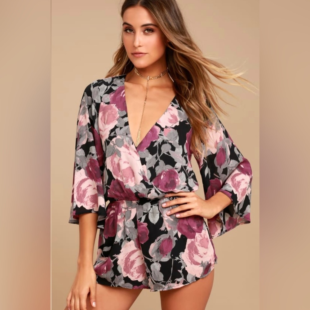 What’s blooming’ black floral print romper - Lulu’s